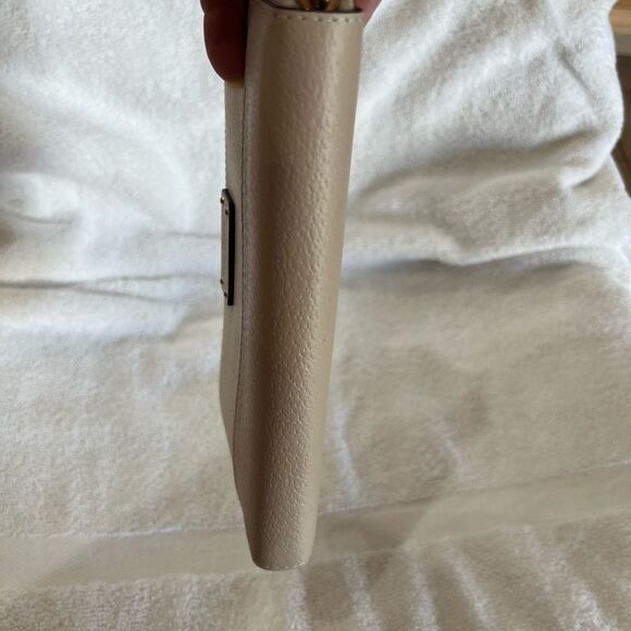 Kate Spade Cream and Tan Wallet - Picture 3 of 7